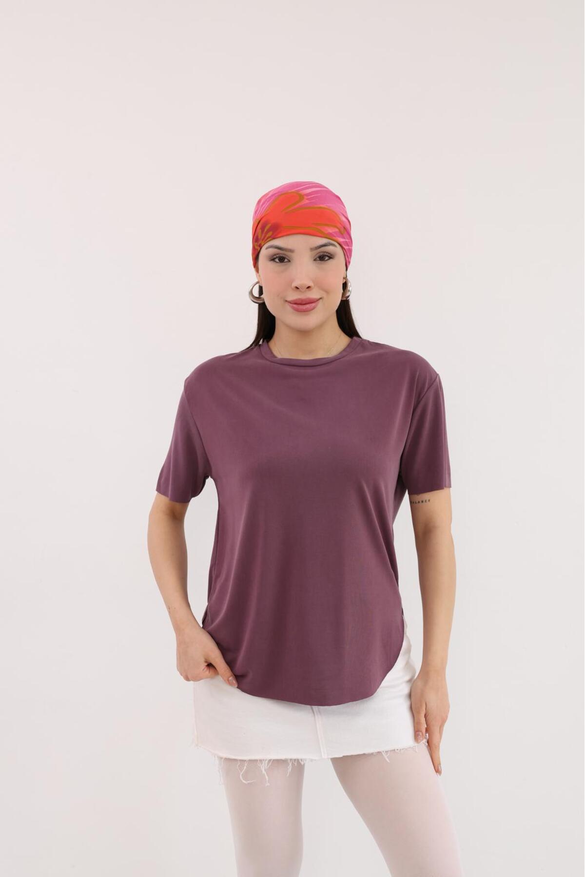 Livesta Kadın Oversize Basic Bisiklet Yaka Tişört %50 Pamuk %50 Polyester