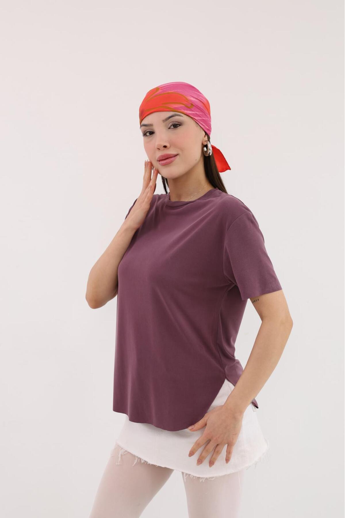 Livesta Kadın Oversize Basic Bisiklet Yaka Tişört %50 Pamuk %50 Polyester